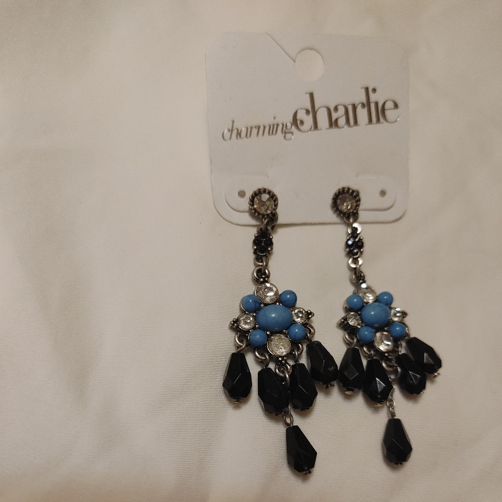 New charming charlie blue , black & clear post dangle earrings - Picture 2 of 6